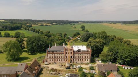 Schloss-Broock-Luftbild-2024-02