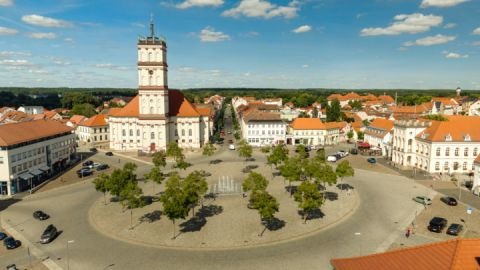 Marktplatz mit Stadtkirche