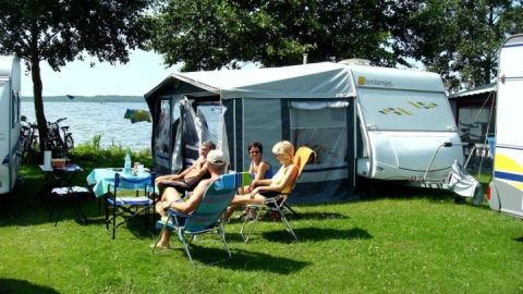 Stellplätze direkt am See, nur in Alt Schwerin