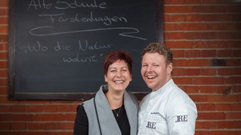 Das Betreiberpaar und Ihre Gastgeber: Nicole und Sternekoch Daniel Schmidthaler
