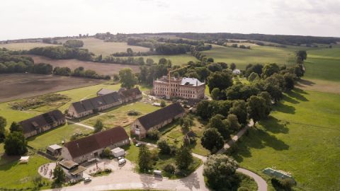 02_Schloss-Broock_Gutshof-Park-und-Umgebung_2023