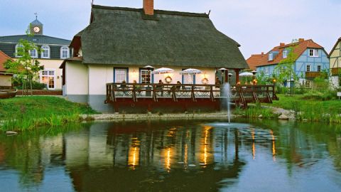 Restaurant "Bootshus" BEECH Resort  Fleesensee