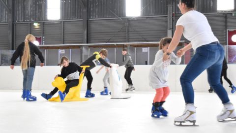 Eislaufen zu jeder Jahreszeit!