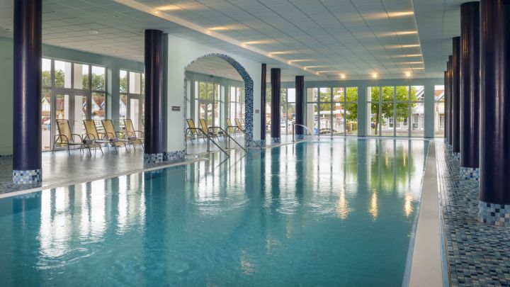 Indoor-Pool