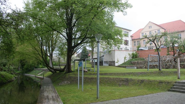 Fisch Kanu Pass Fürstenberg: Wasserwanderrastplatz