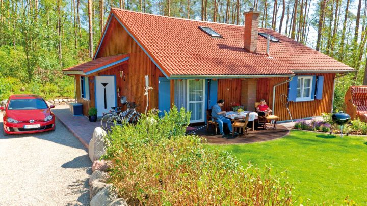 Großzügiges Ferienhaus mit kleinem Garten